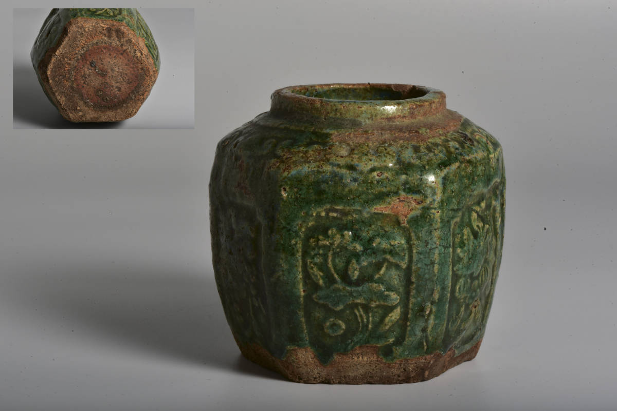 中国古玩　時代物・緑釉刻花卉紋壺・唐物