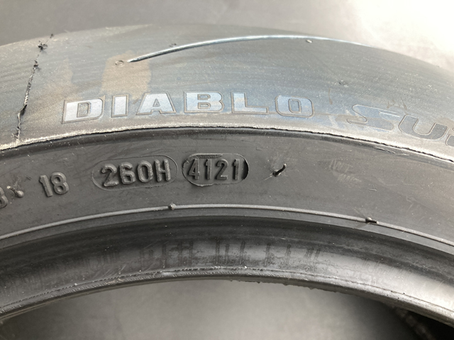 ピレリ ディアブロ スーパーコルサ V3 120/70ZR17 SC1 200/60ZR17 SC1 前後セット 国内正規品 DIABLOSUPERCORSA V3 ①