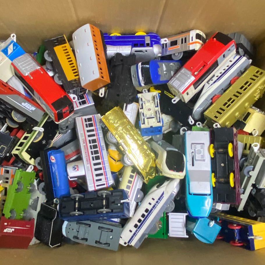 FG◇プラレール 車両 大量 まとめ 約12kg 140サイズ 電車 連結車両