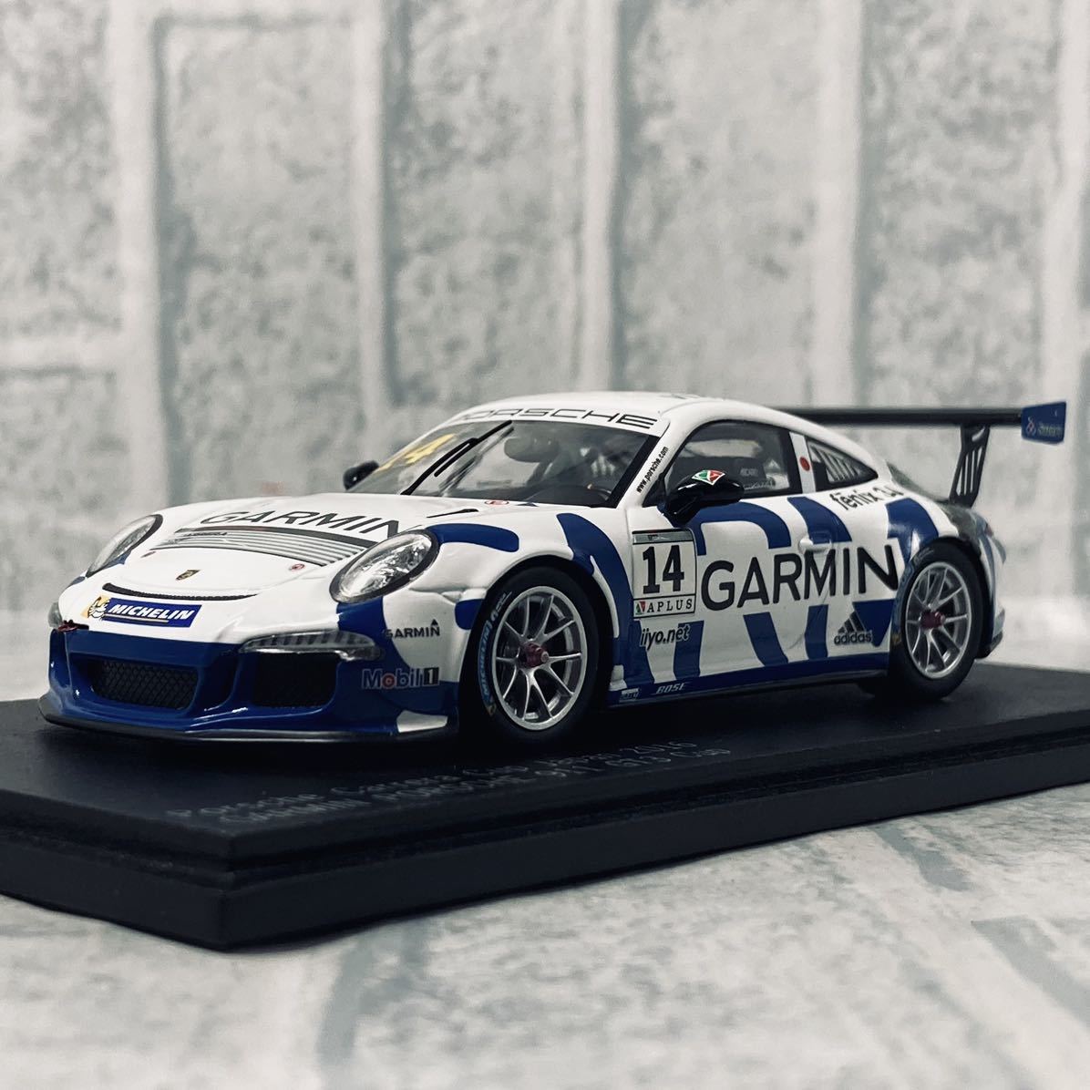 ポルシェディーラー純正 Spark スパーク 1/43 2016年型 ポルシェ 911 GT3 GARMIN