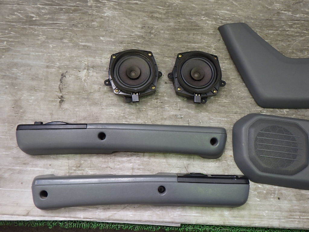 新品，セール 売り切り U61W タウンボックス レギュレーター モーター カバー ドアスピーカー パワーウィンドウ 05-02-21-729 B3-E2C スリーアール長野