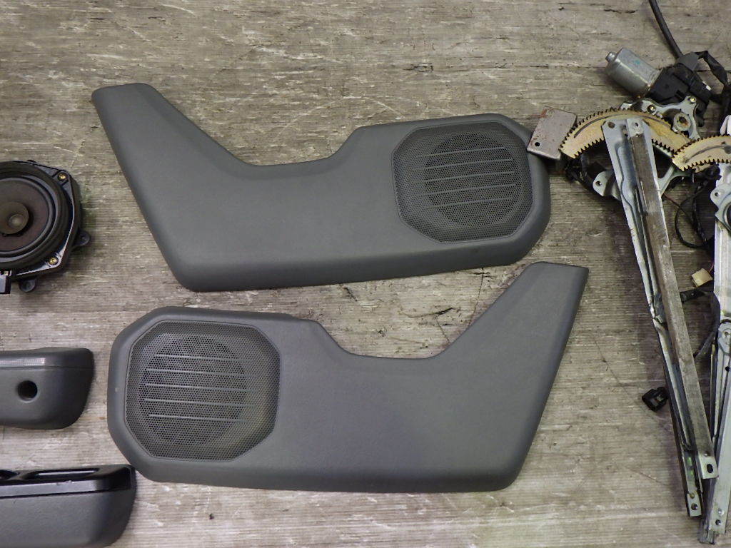新品，セール 売り切り U61W タウンボックス レギュレーター モーター カバー ドアスピーカー パワーウィンドウ 05-02-21-729 B3-E2C スリーアール長野