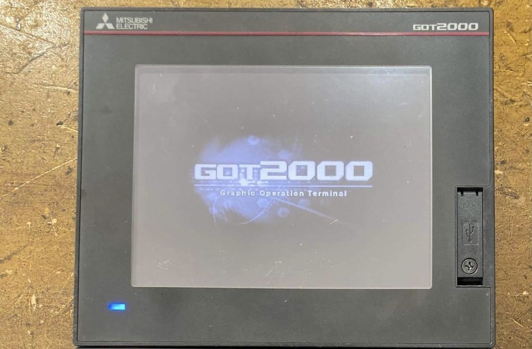 GT2105-QTBDS タッチパネル 三菱電機 GT2105 GOT2000シリーズ GT2105