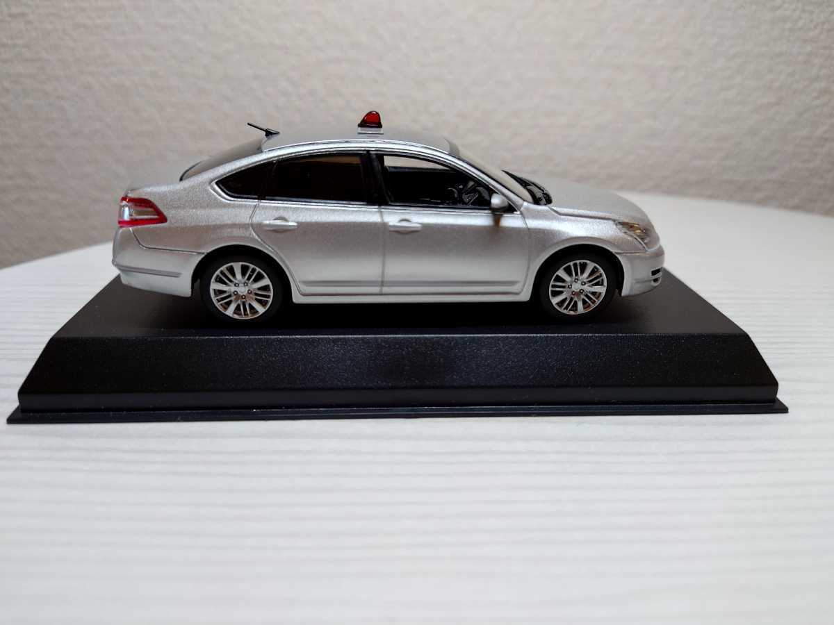 RAI S レイズ 覆面 パトカー 2種セット 日産 シーマ スカイライン ③ RAI S レイズ 覆面 パトカー 2種セット 日産 シーマ スカイライン ③