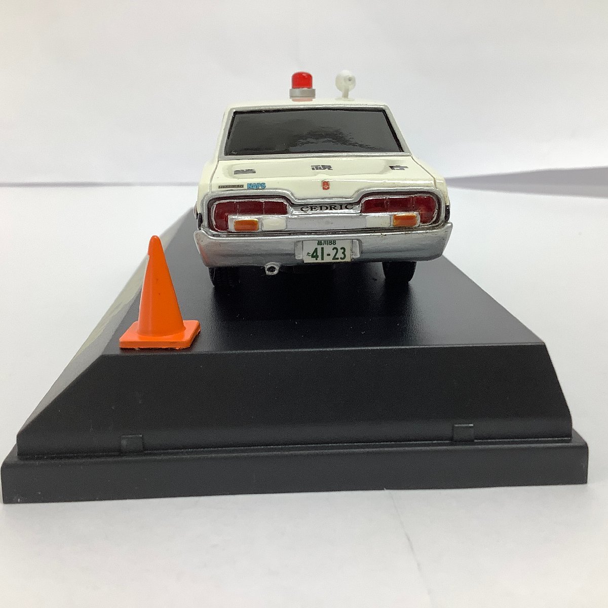 青島文化教材社 1/43 西部警察 C.C.コレクションシリーズ No.7 330