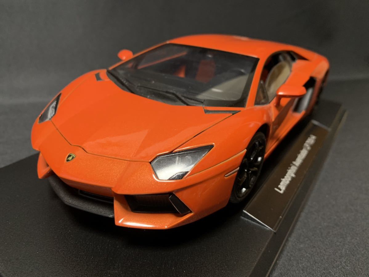 1/18 welly ランボルギーニ アヴェンタドール オレンジ ミニカー