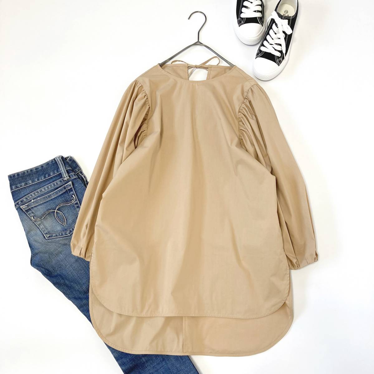 新品タグ付き☆　　　I.T.'S. international　　　イッツインターナショナル　　ボリュームスリーブバックシャンシャツ