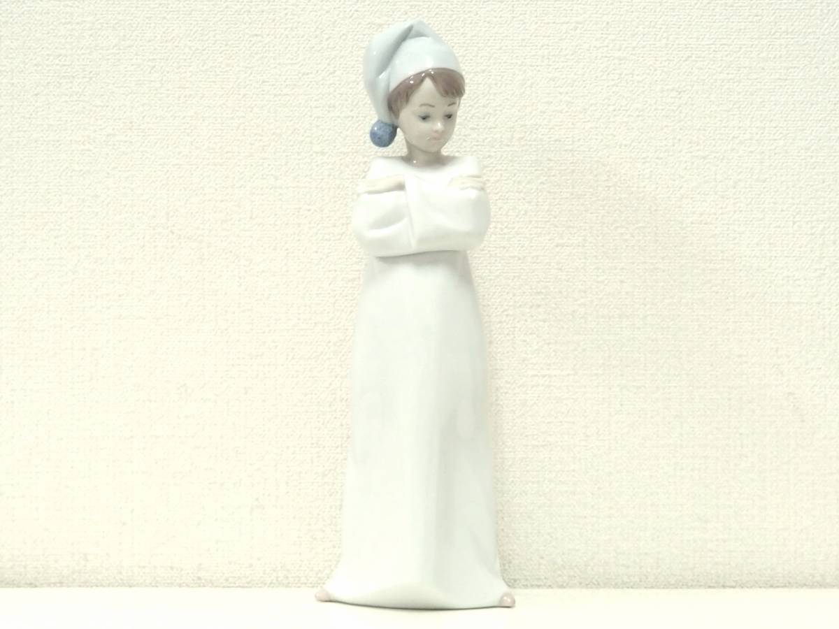 お得，定番 LLADRO リヤドロ No.06483 もう起きなきゃ フィギュリン 人形 置物 西洋磁器(リヤドロ)｜売買されたオークション情報、yahooの商品情報をアーカイブ公開 - オークファン リヤドロ