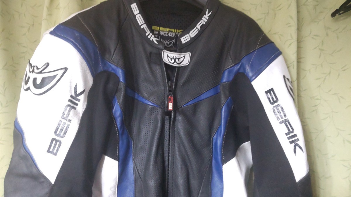 ベリック BERIK レーシングスーツ 革ツナギ 58サイズ コブ付き(XL 