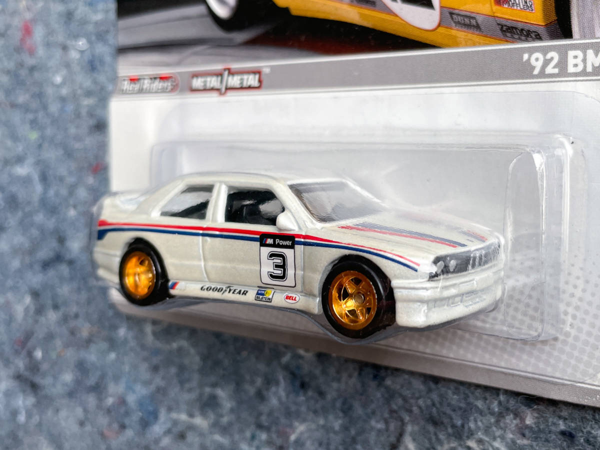Hot Wheels 2012 Racing Road Racer 