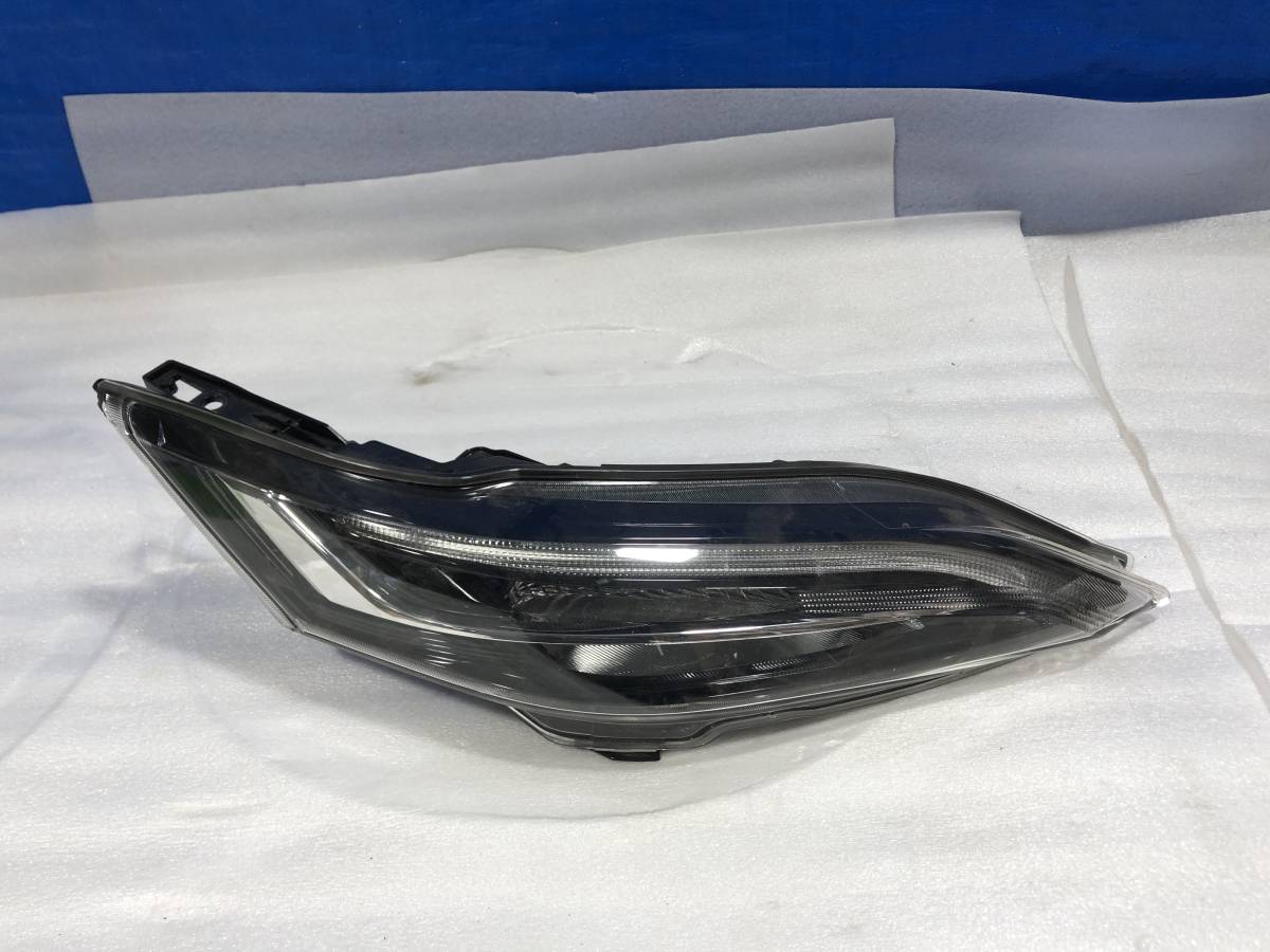 L495 日産　 セレナ C27 GFC27 HFC27 後期 LED 　右　 ウインカー KOITO 210-23785　打刻:W　　 純正中古