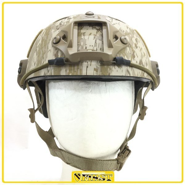 8315g】展示品 実物OPS-CORE製 FAST CARBON ヘルメット デザートMARPAT