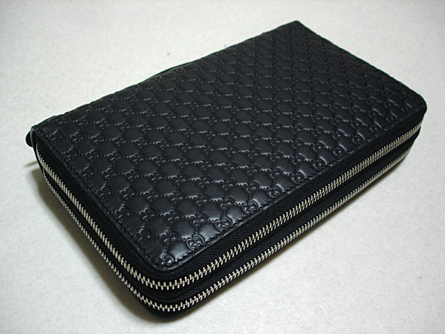 ☆新品本物【グッチ・GUCCI】2室構造マイクロGG柄ダブルジップ本革