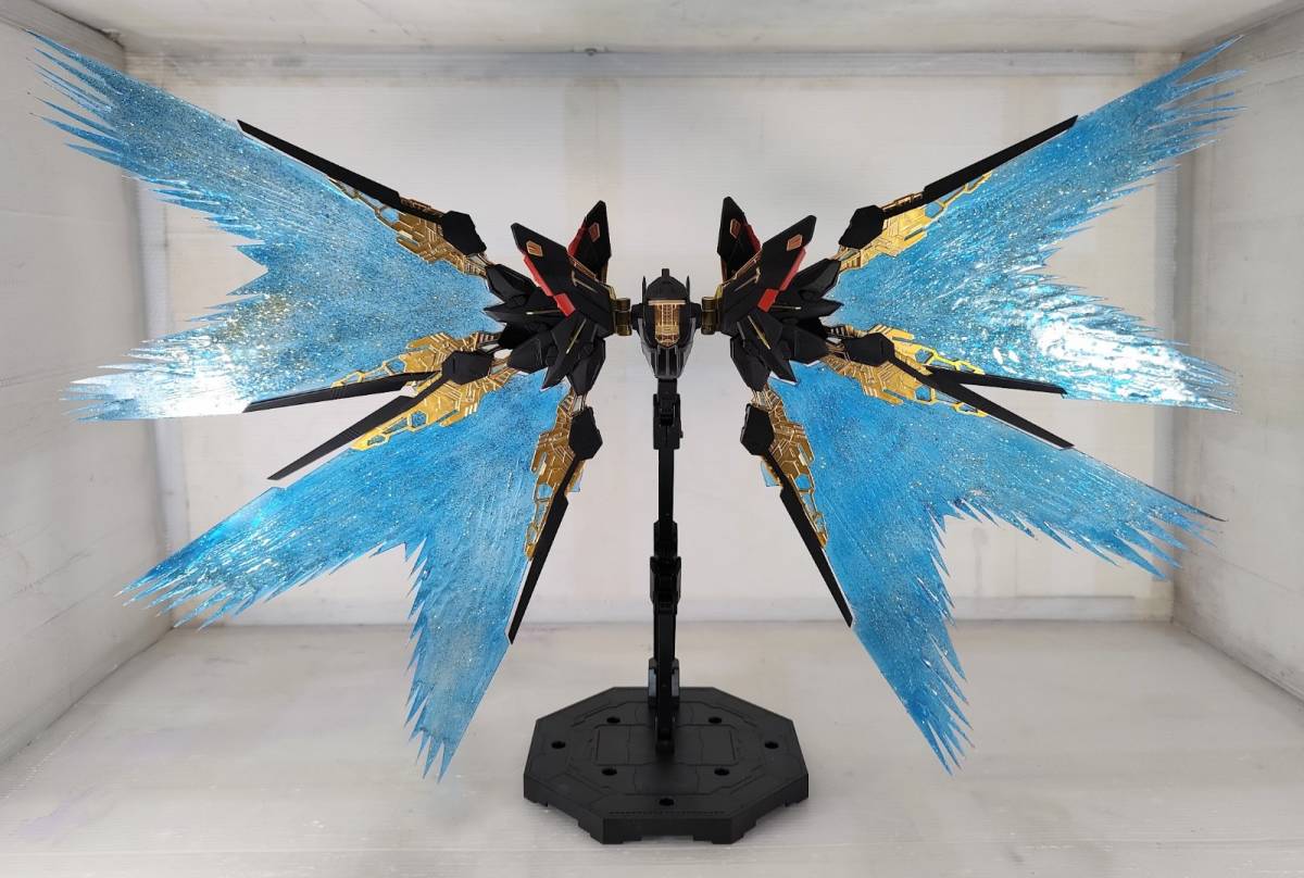 MGEX ストライクフリーダムガンダム 塗装 完成品 光の翼 検( 機動戦士