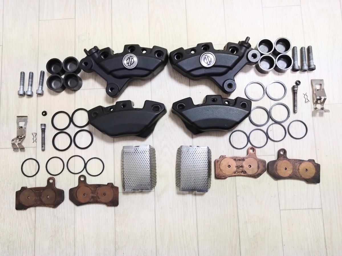 ハーレー 純正 ブレンボ 4ポット キャリパー ダブル 中古 【分解清掃済み】 フロント ブレーキ Brembo 取付ピッチ69㎜
