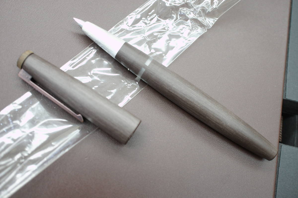 新品/未使用◇LAMY ラミー 万年筆 リミテッドエディション ラミー2000 