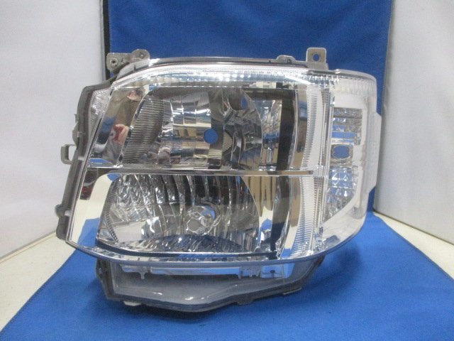 トヨタ ハイエース H200 中期 左ライト/左ヘッドライト HID 純正 KOITO