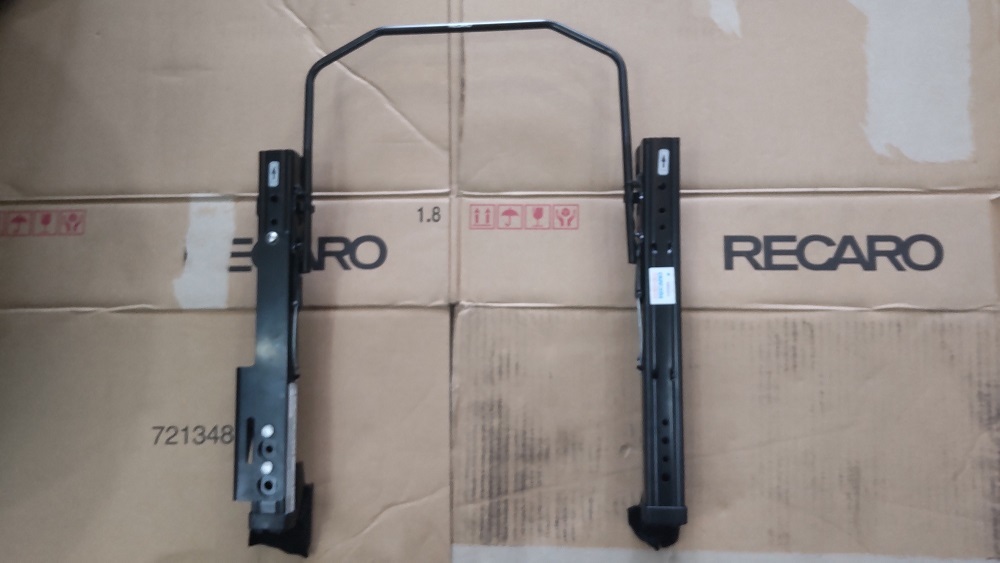 レカロ ベースフレーム スズキ スイフト ZC33S ZC/ZD83 ZC13 ZC/ZD53 運転席側 中古品