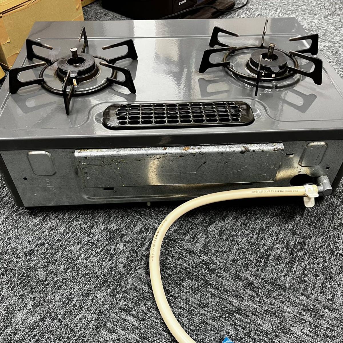 けん 楽天市場】【＊送料無料（1都3県）】サンゲツ タイルカーペット NT700