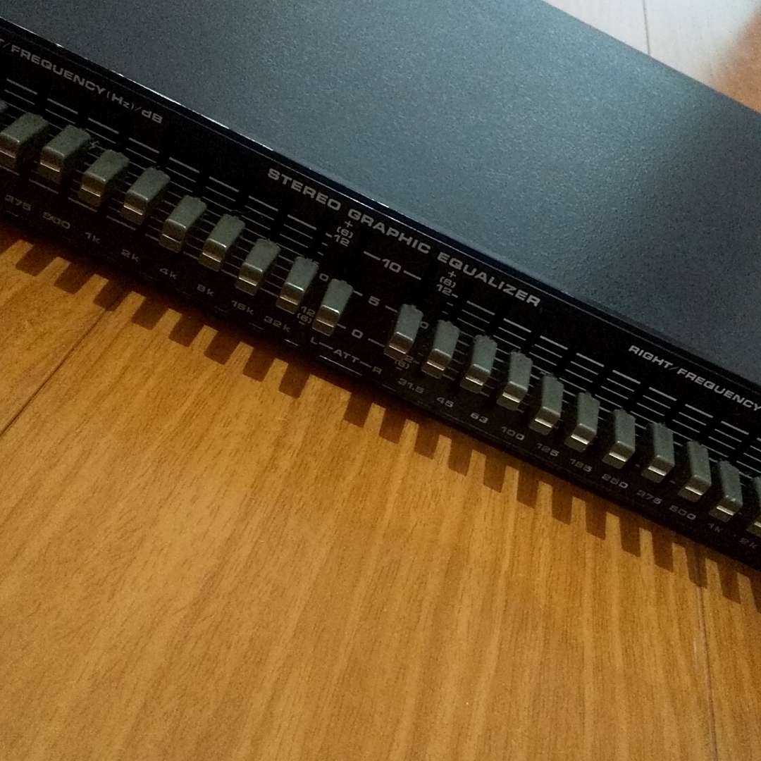 dbx MODEL 2015 Graphic Equalizer グラフィックイコライザー