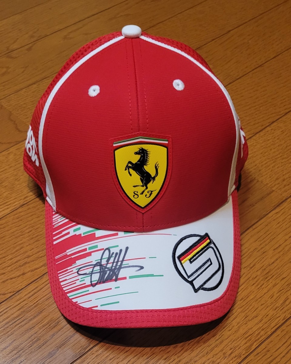 セバスチャンベッテル直筆サイン入りキャップ Ferrari フェラーリ／セバスチャンベッテルキャップ直筆サイン入りused Ferrari