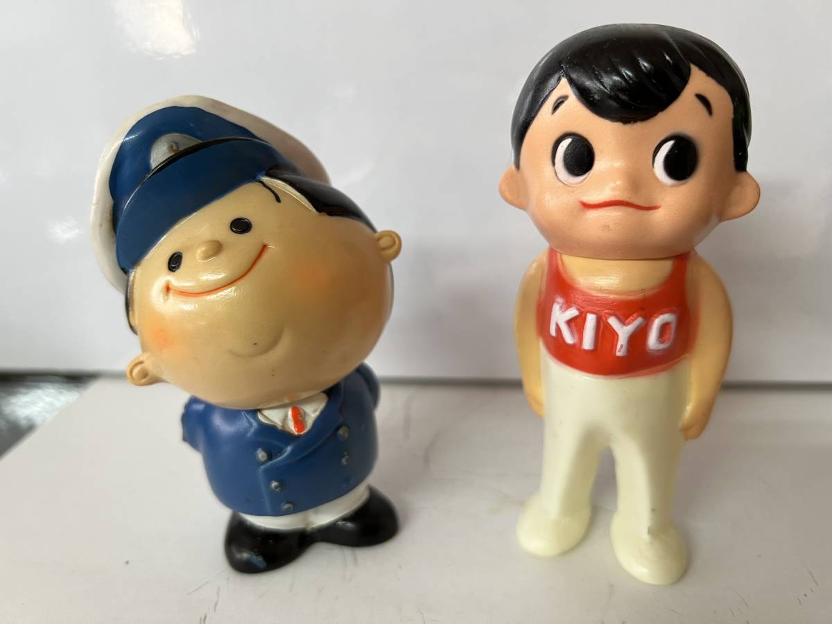 昭和レトロ/ピョンちゃん/全長24㎝/切株の上/仲間たち4匹/非売品