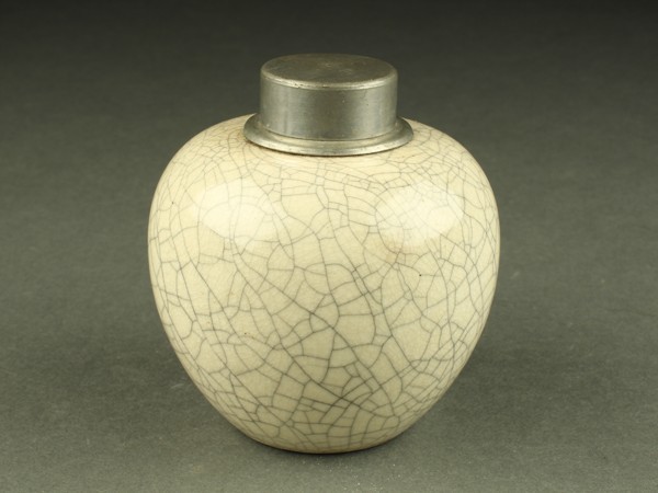 古錫 茶筒 茶葉罐 入蘆花（ロカニイル） 茶と道具｜茶のしつらえ 茶入