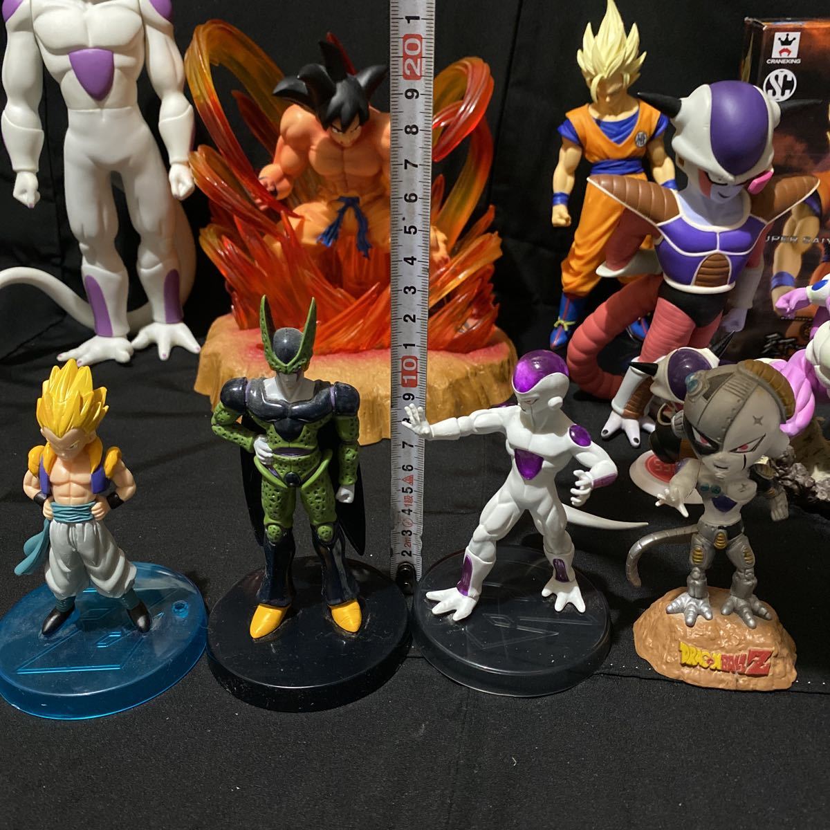 1円〜ドラゴンボール フィギュア 一番くじ 孫悟空 フリーザ 孫悟飯 