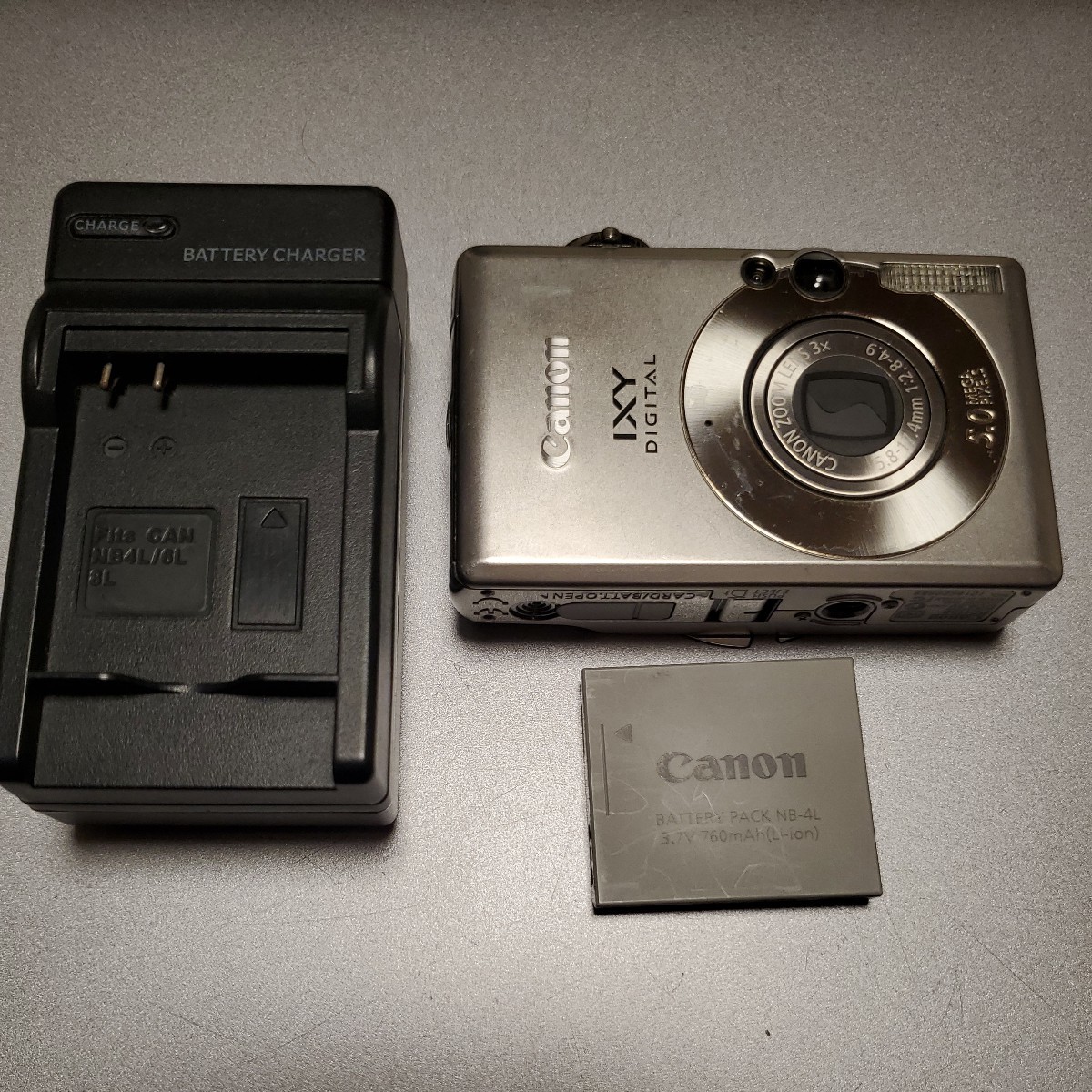Canon IXY DIGITAL 60 バッテリー充電器付き ジャンク品