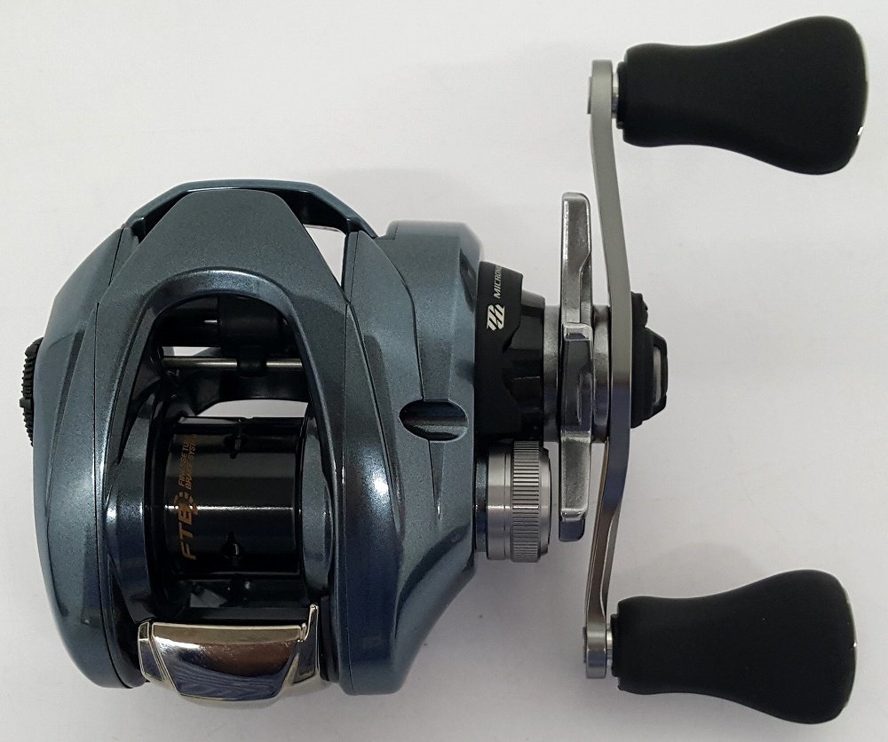 ★【中古】SHIMANO シマノ 22 アルデバラン ALDEBARAN BFS HG RH 右ハンドル ベイトリール【60サイズ】【福山店】