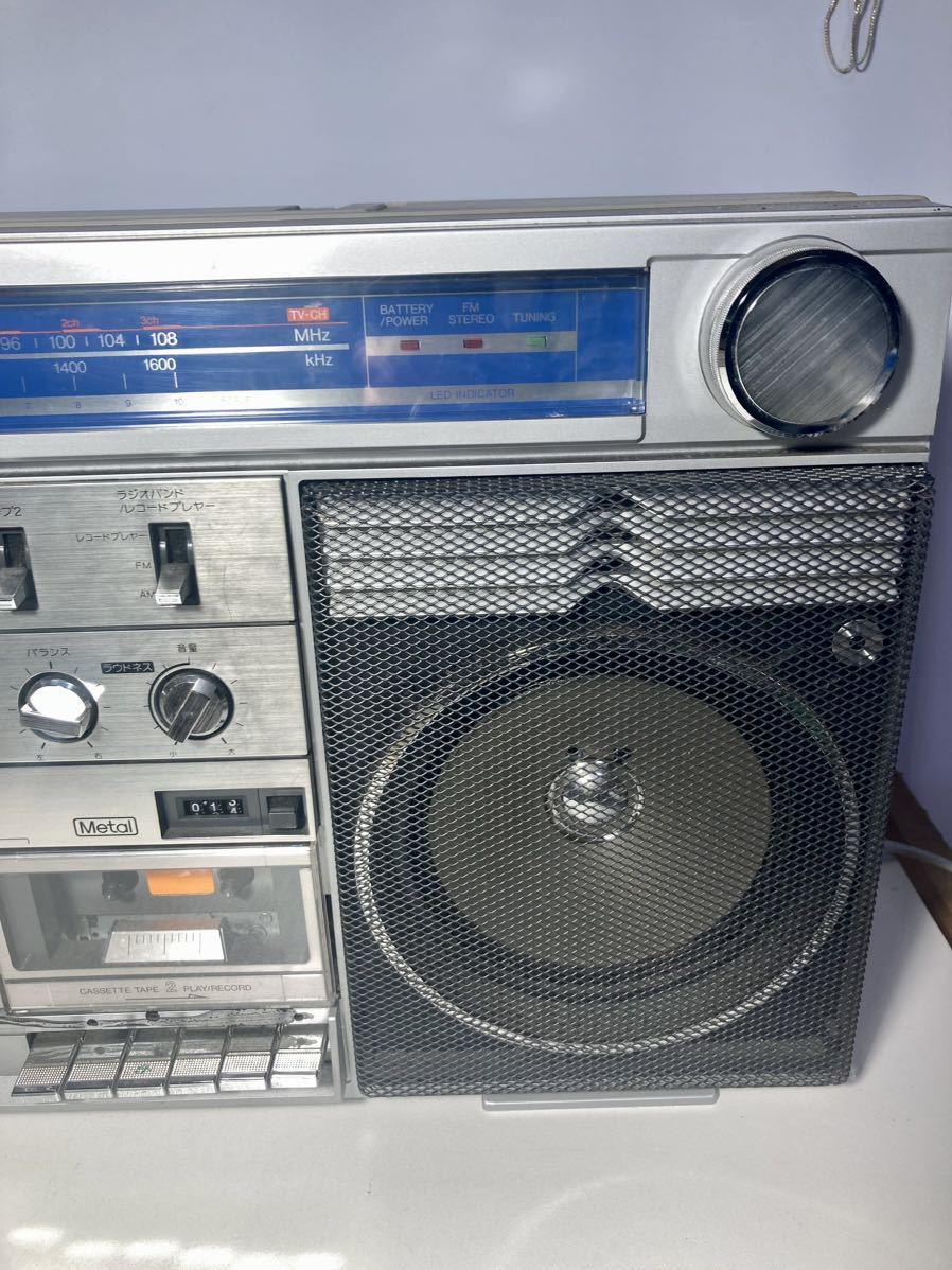 TOSHIBA BOM BEAT RT-S83 ラジオカセットレコーダー 中古品 動作未確認