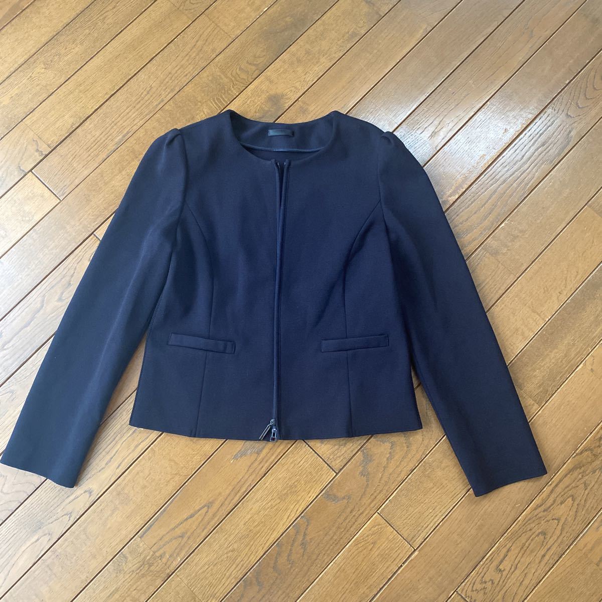 トゥービーシック BE ジャケット TO CHIC 黒 ペプラム ニット Ⅲ 46の 