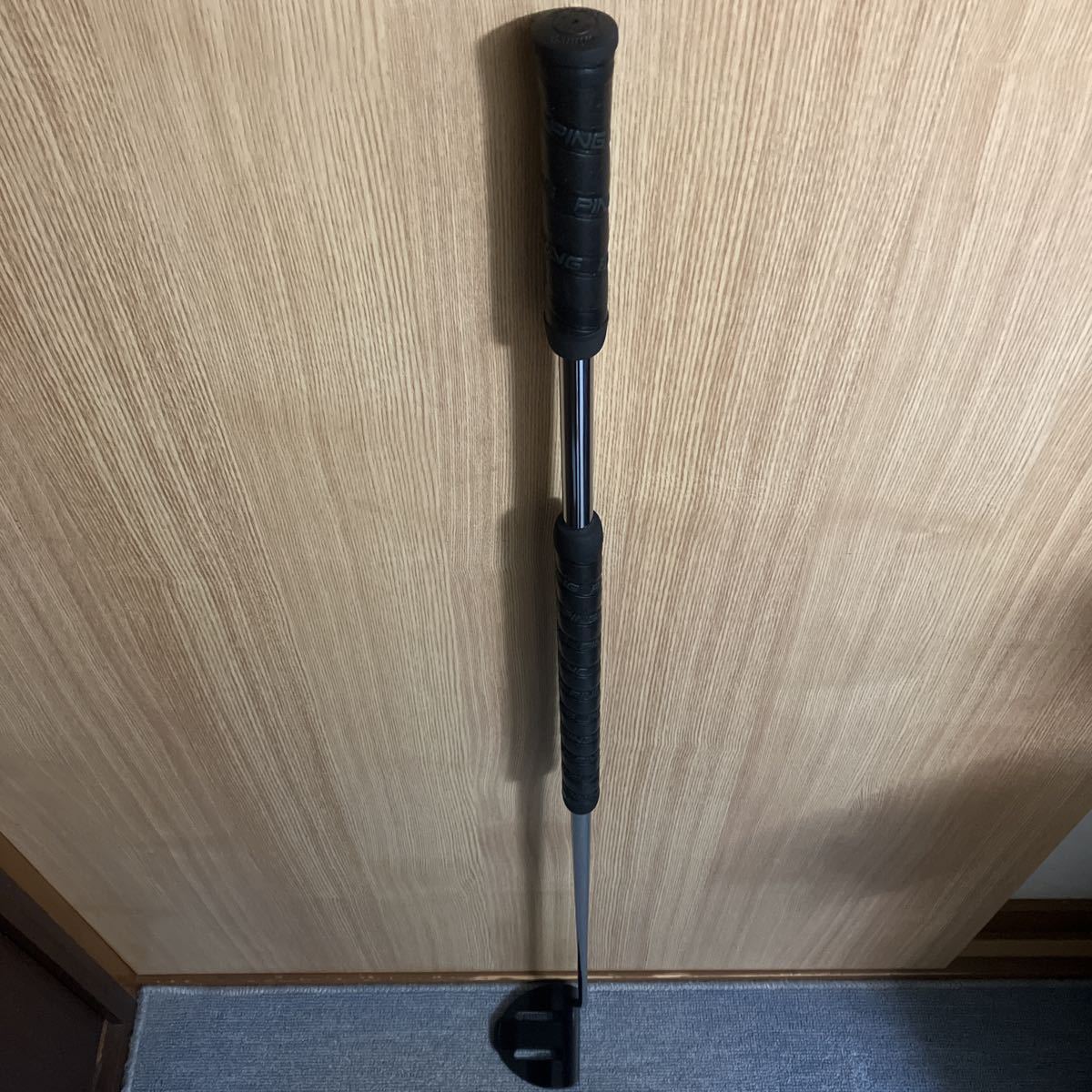 ※ヘッドにキズ、へこみがあります。スコッティキャメロン長尺パター　セレクト　ビッグサー　46インチ