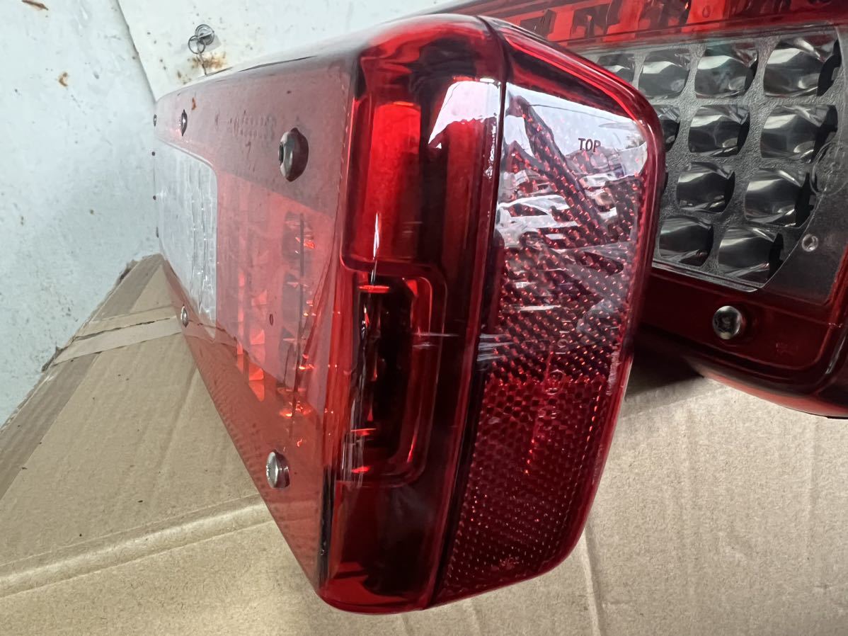 UD ボルボ LEDテールランプ テールランプ LEDテール 左右セット VOLVO
