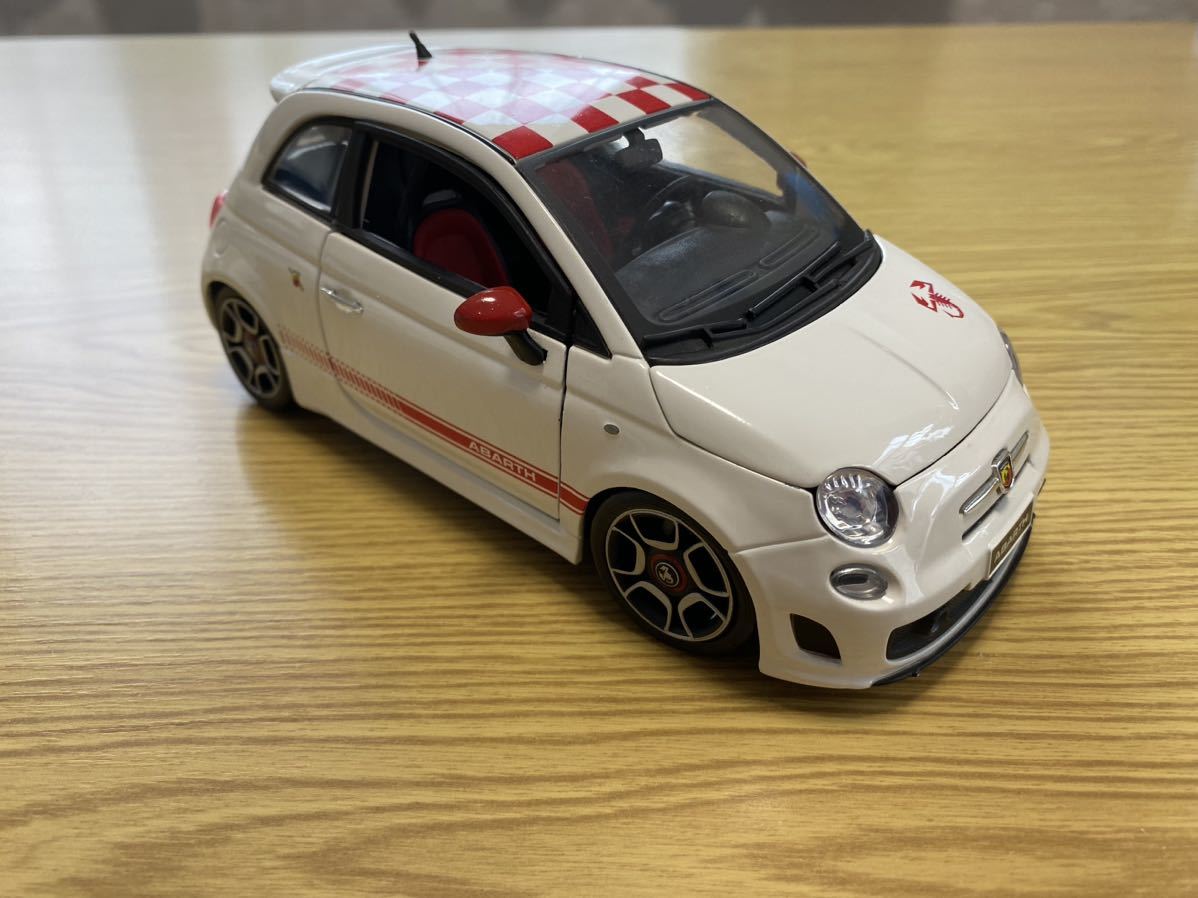 Bburago ブラーゴ 1/18 FIAT フィアット 500 ABARTH アバルト 2008
