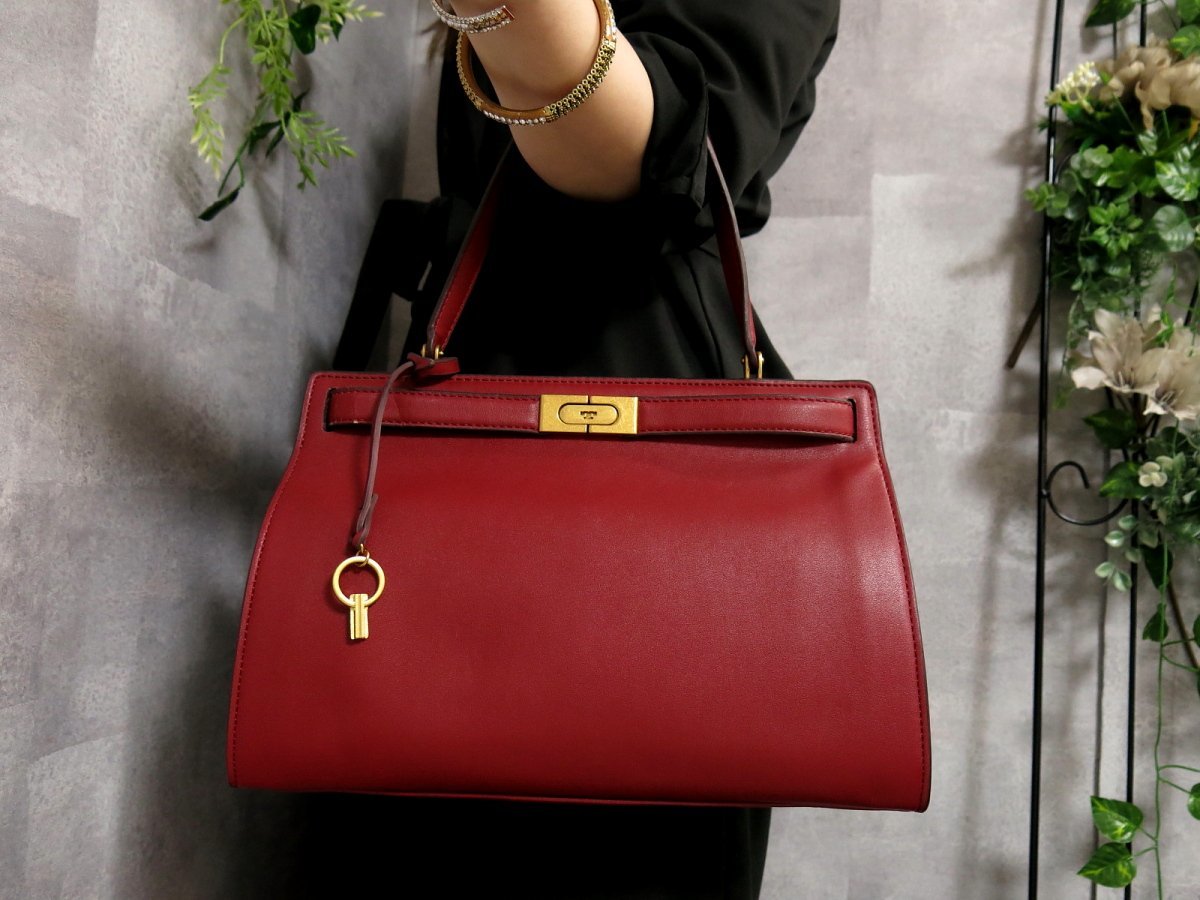 ○超美品○TORY BURCH トリーバーチ○リー ラジウィル○カーフ レザー 