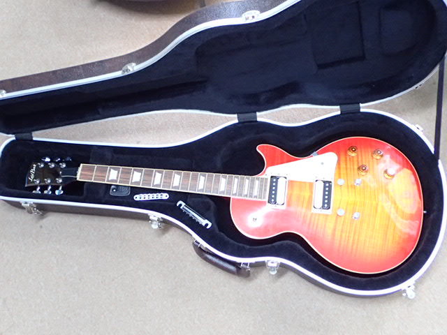 m1597 / Laid Back エレキ ギター レイドバック レスポールタイプ 島村楽器 弦楽器 ハードケース付 現状品