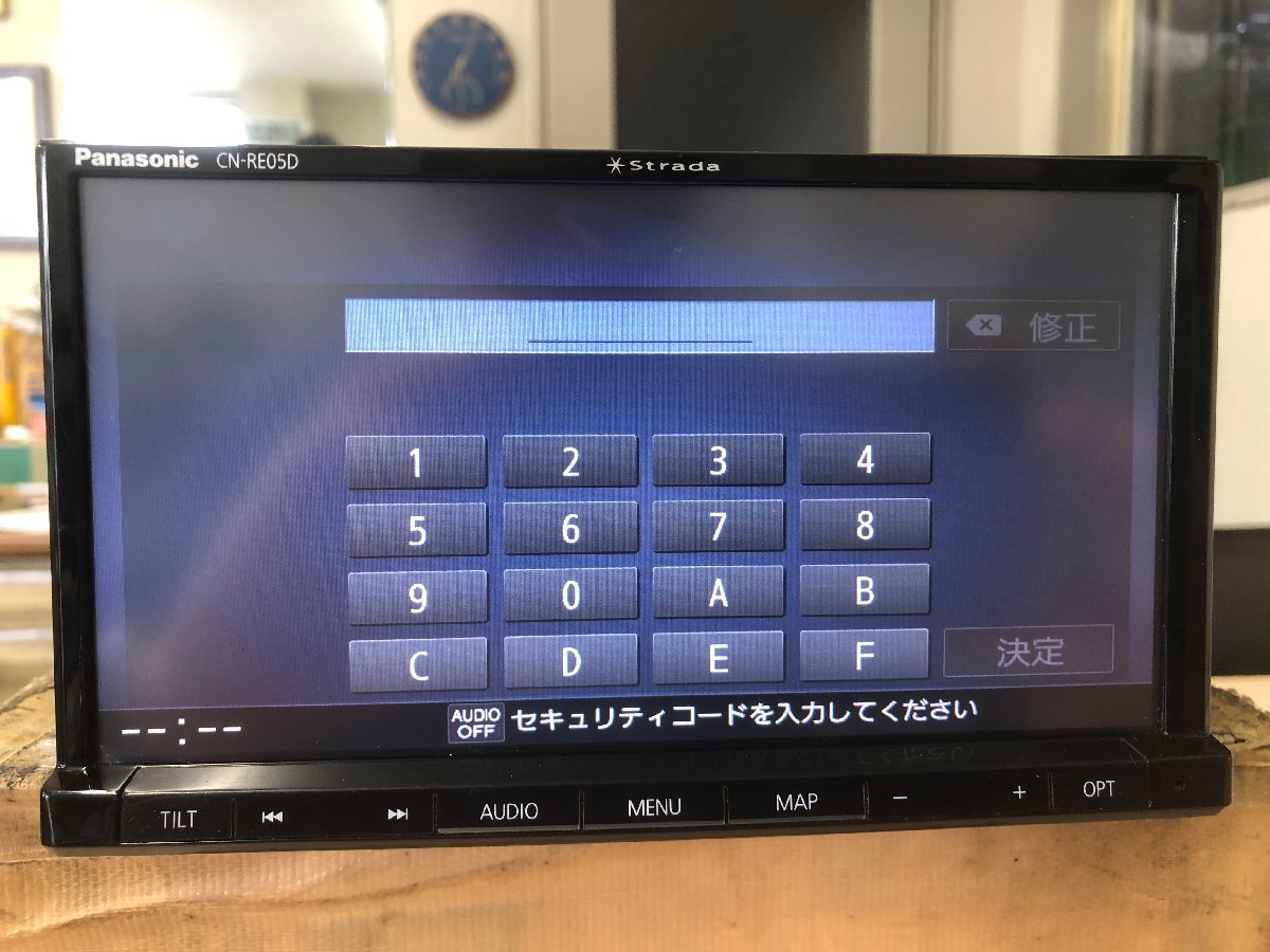 品質保証，お得 パナソニック ストラーダ メモリーナビ CN-RE05D