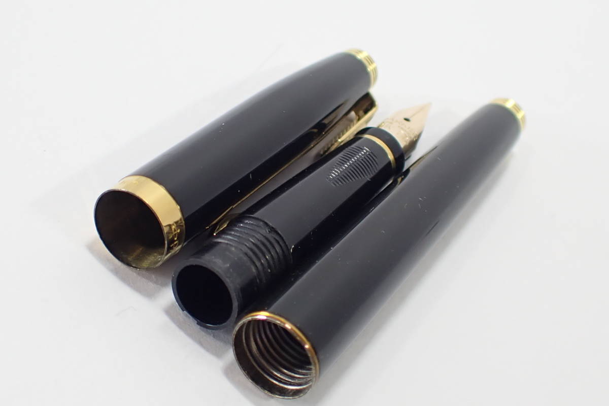 パーカー万年筆　14k 83007 PARKER FRANCE IIIQ パーカー 万年筆 ペン先 14K 585 14金 K14