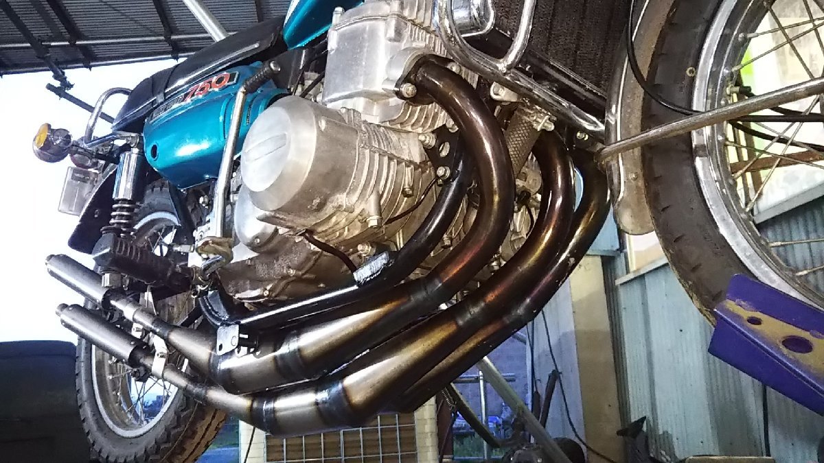 ゼンシン GT750 爆竹チャンバー 展示品 在庫 すぐに発送可能です 