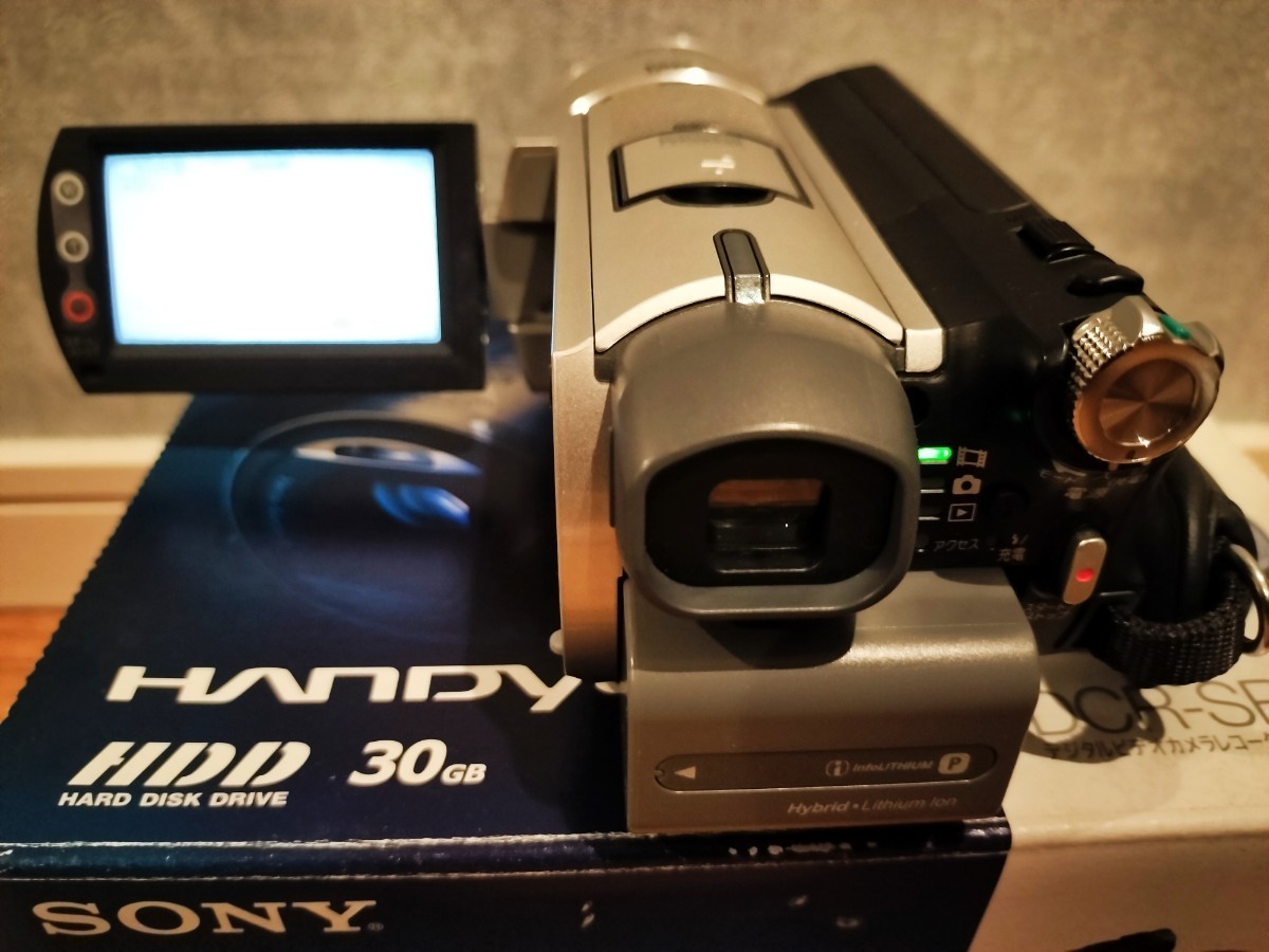 SONY デジタルビデオカメラ DCR-SR100☆HDD 30GB 予備バッテリー付 DCR