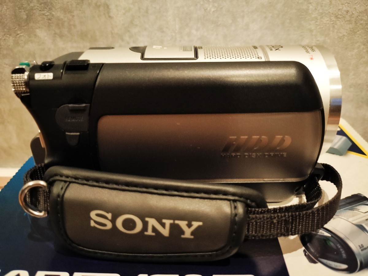 SONY デジタルビデオカメラ DCR-SR100☆HDD 30GB 予備バッテリー付 DCR