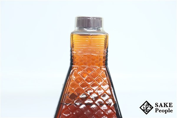 ◇注目! サントリー ウィスキー リザーブ キルン塔型ボトル 760ml 43
