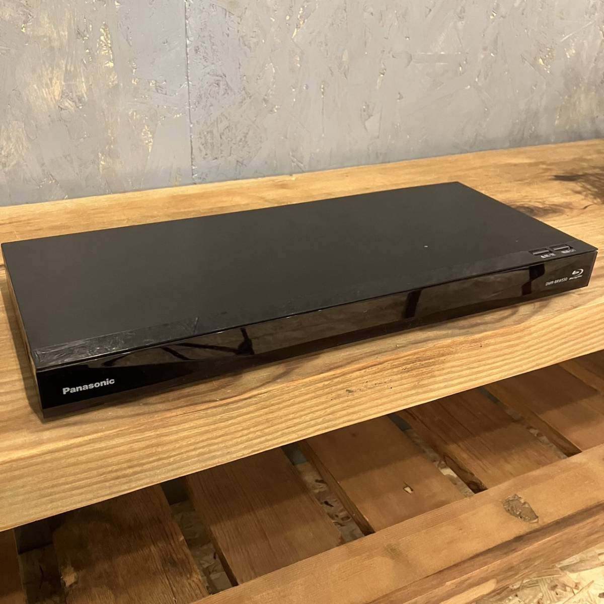 レコーダー Panasonic DMR-BRW550 パナソニック、6チューナー搭載