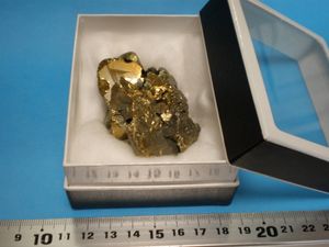 黄銅鉱のYahoo!オークション(旧ヤフオク!)の相場・価格を見る｜Yahoo
