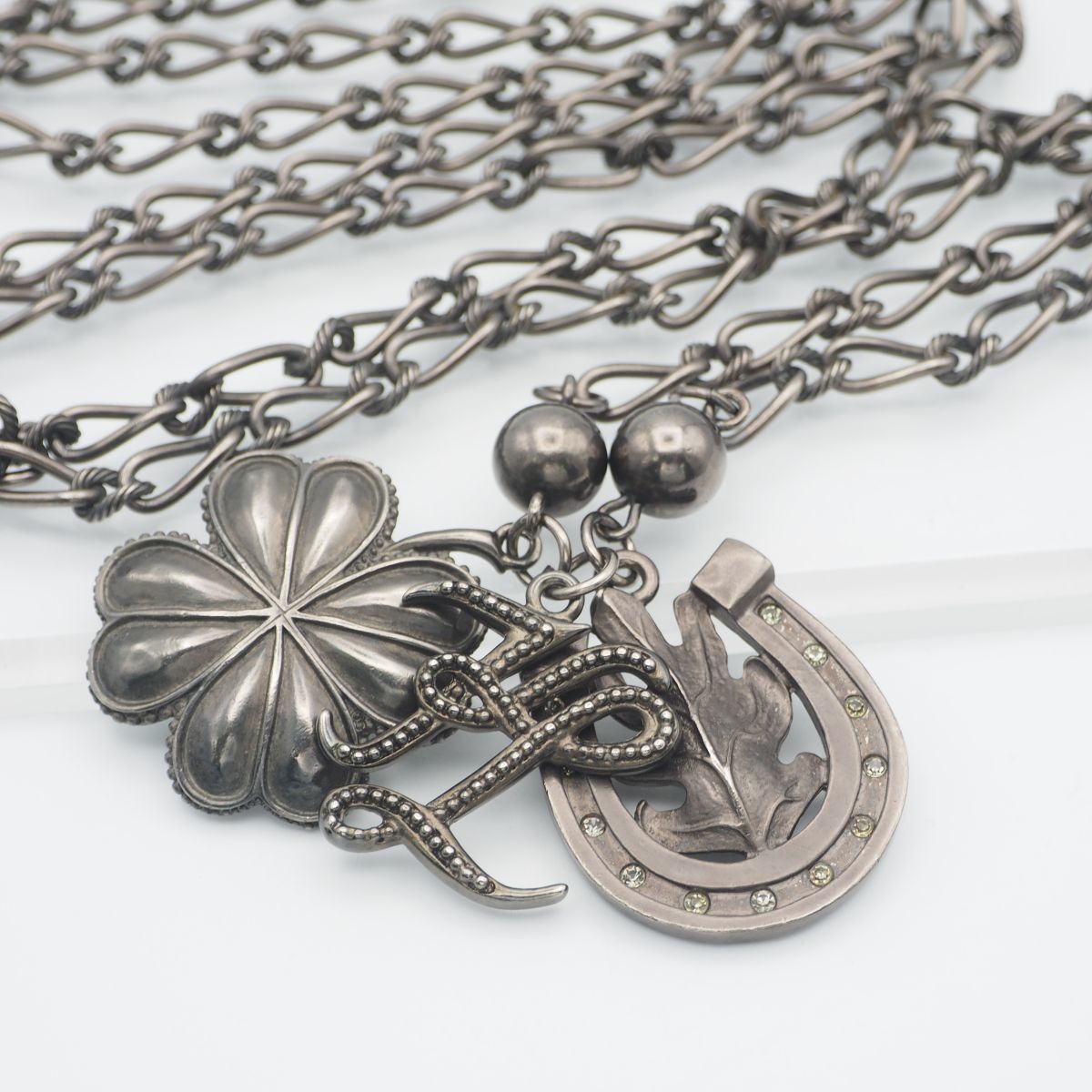 Y213 1円 カールラガーフェルド KARL LAGERFELD ロゴ クローバー 蹄鉄 