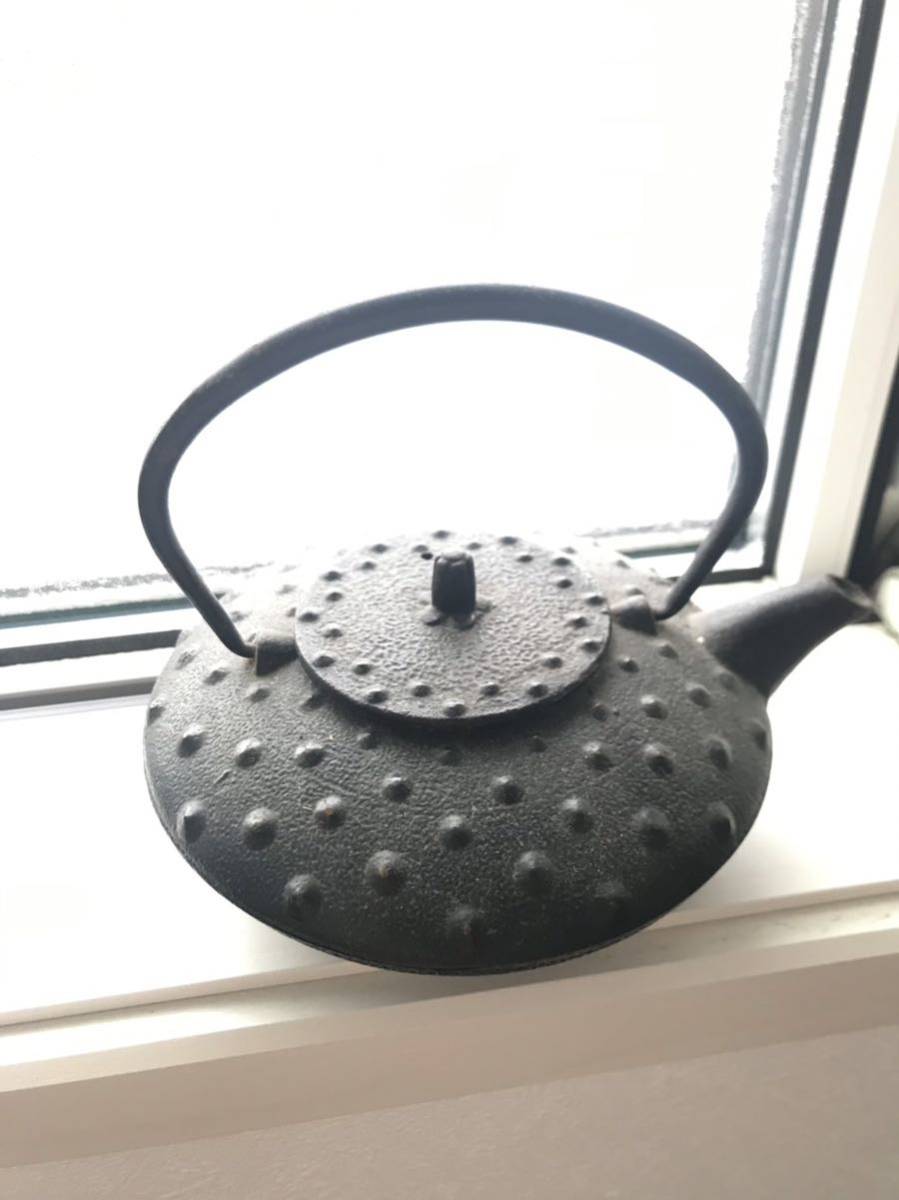 南部鉄器 南部鉄瓶 鉄瓶 工芸品　平あられ　大きめ