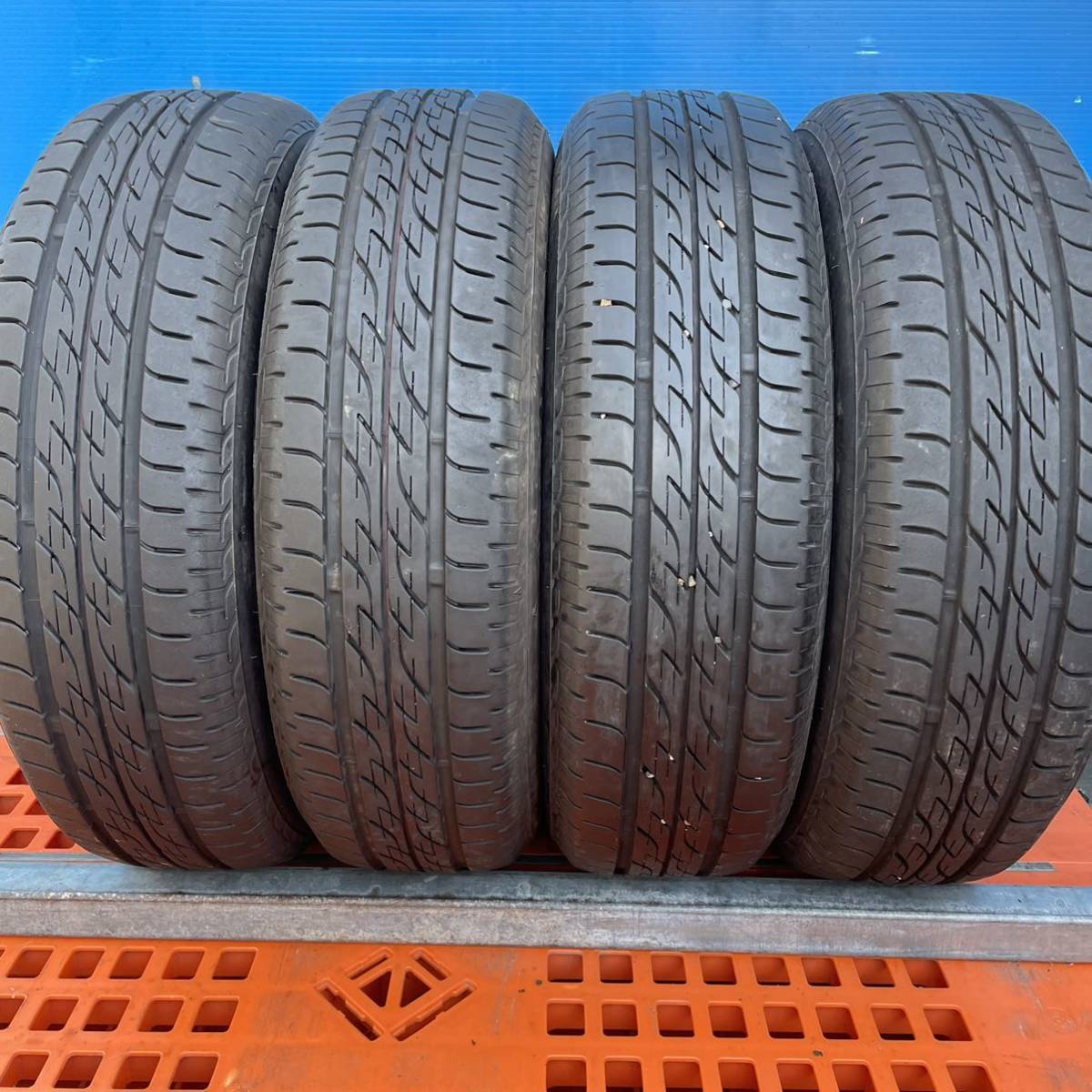 最新作，正規品 155/65R14 ブリヂストン NEXTRY 155/65/14 サマータイヤ 4本 2020年製造(中古品)｜売買されたオークション情報、yahooの商品情報をアーカイブ公開 - オークファン 14インチ