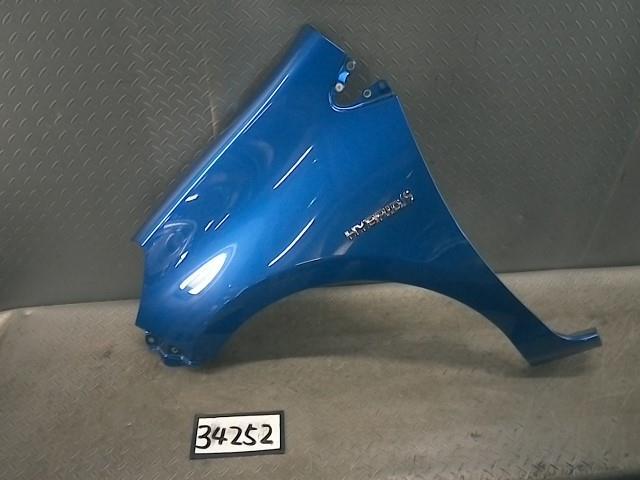アクア DAA-NHP10 左フロントフェンダー S 8T7 34252 【公式通販】