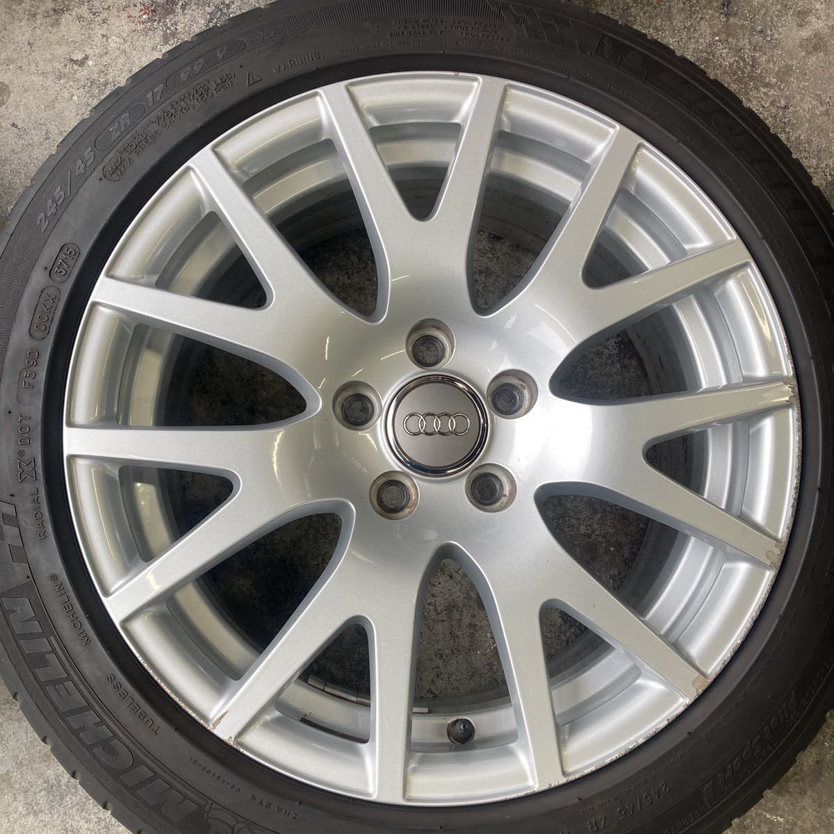 アウディ TT 純正 17×8.5J+50 PCD112/5H 245/45R17 4本